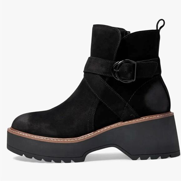 Blondo Boots Size 9.5 Black Leather Waterproof Block Heel Buckle Detail NEW - Picture 1 of 10